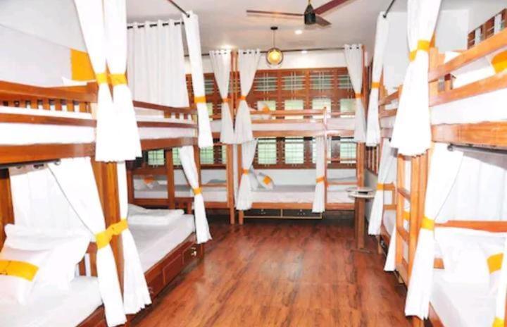 Mother'S Inn Homestay Kochi Exterior photo